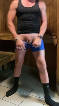 Jockdad87 Is Horny in the Sauna Again