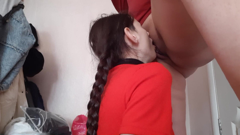 Lesbian-illusion: Mój nauczyciel uwiodł mnie i zmusił mnie do wzięcia jej...