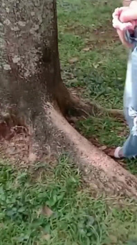 Saya bertemu dengan kawan saya dan akhirnya mengongkeknya