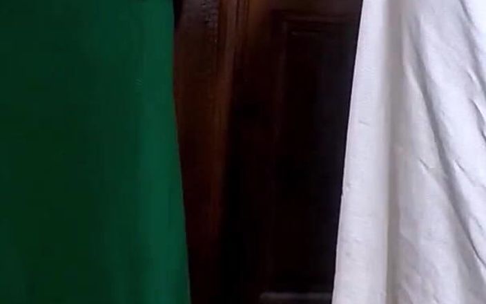 Basant: Секс, арабський хіджаб, мадам Савсан, великі цицьки, велика дупа