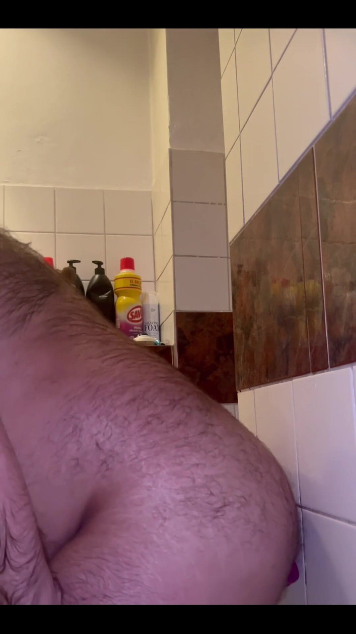 BearSmallCZ: Siapa yang mau mengganti dildo itu?