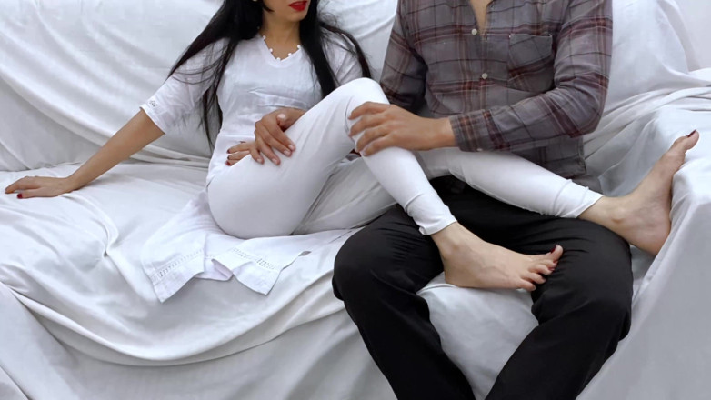 Desifilmy45: Videoclip Complet Romantic Și Sexual Cu Mine Și Soacra Mea, Cu Poveste...