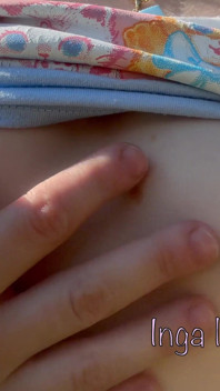 Cute Teen Girl Shows Her Tits in the Park to a Strange Man