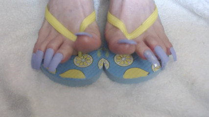 Abby Anna: Lavender long long toenails wiggle wave