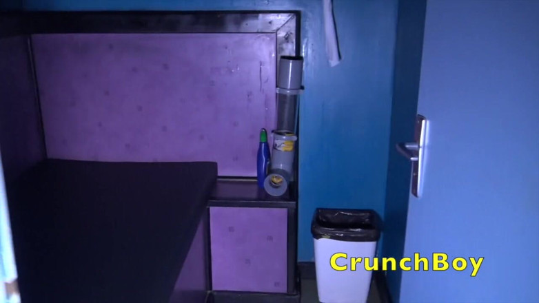 AMATOR BAREBACK FRENCH PORN: Slut fucked in jockstrap in the backroom by XXL cock