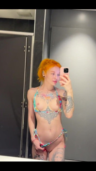There`s Really Something Hot in Getting Naked in Public Toilets