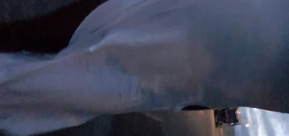 Lingeriemanx69: Robe blanche et promenade dans la rue