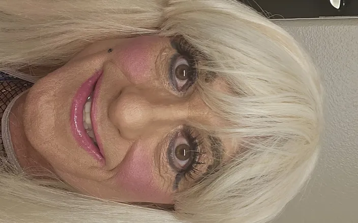 Jasmine Sub: Sissy Crossdresser Husband Starts a Gangbang Fuck Fest