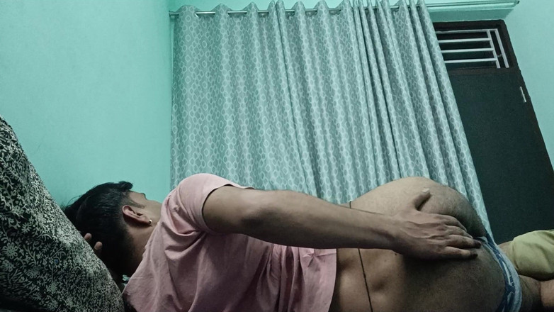 Rajasthani-old-lover: Polisi India petugas ayah tiri mandi dan pertunjukan masterbation