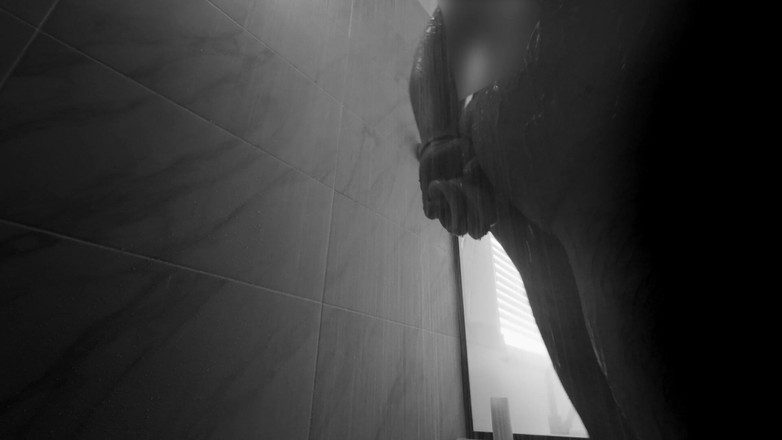 Ivan the Pleasure Dom: Pria straight married lagi asik ngentot dildo di kamar mandi (bagian 1)