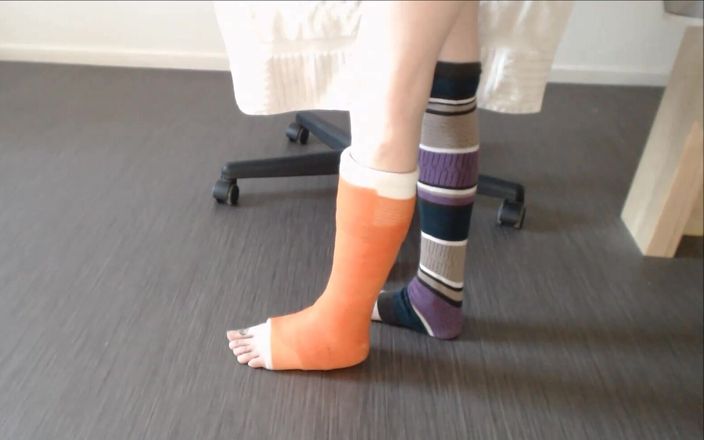Just Elocin: Aku nunjuki kakiku di ruangan casting bokep