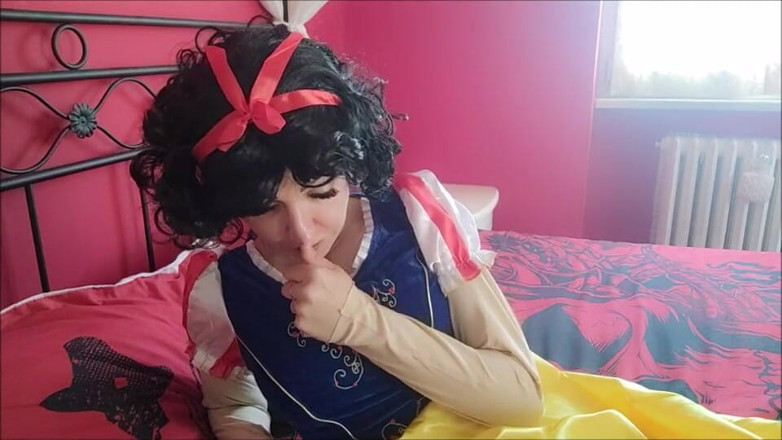 savannahamatoriale: Snowhite and the Nun Burps!