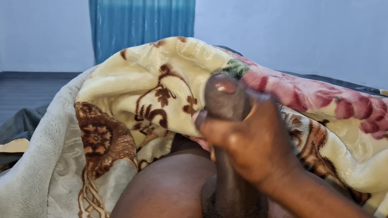 Bumba: Quelle femmine stanno inseguendo il mio grosso cazzo, lo vogliono...