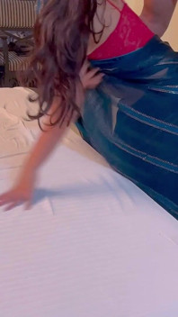 Indiancă bhabhi futută tare de iubitul ei în cameră din spate foarte tare Amd Rapid