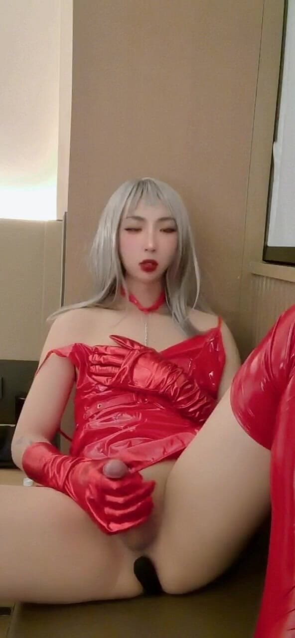 CD_XiXiouo: La più sexy ladyboy cinese si mastuba, le succhierai il...