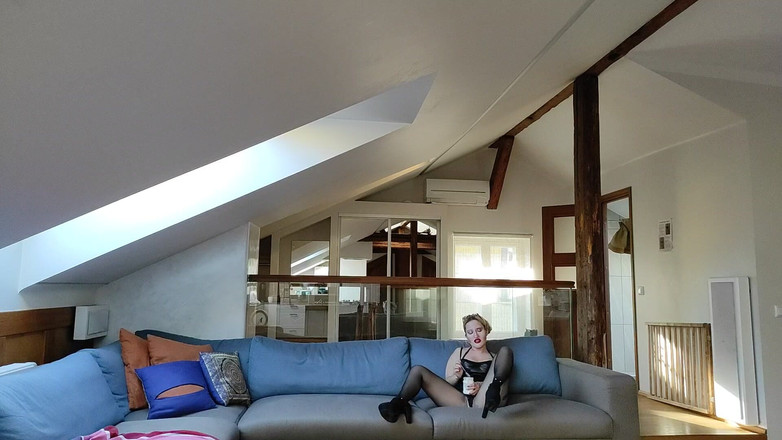 FinDom Goaldigger: Dee occhiali - trasformazione della femminizzazione incorniciata per Paypig femminizzazione Clip...