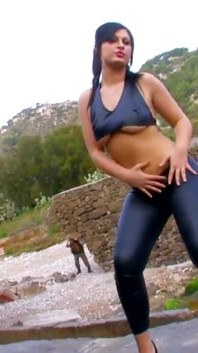 Tania Berry đụ và thổi kèn cho Bryan De Ferro