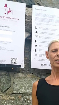 Korabitch, Frankeştayn Kalesi'nde mola