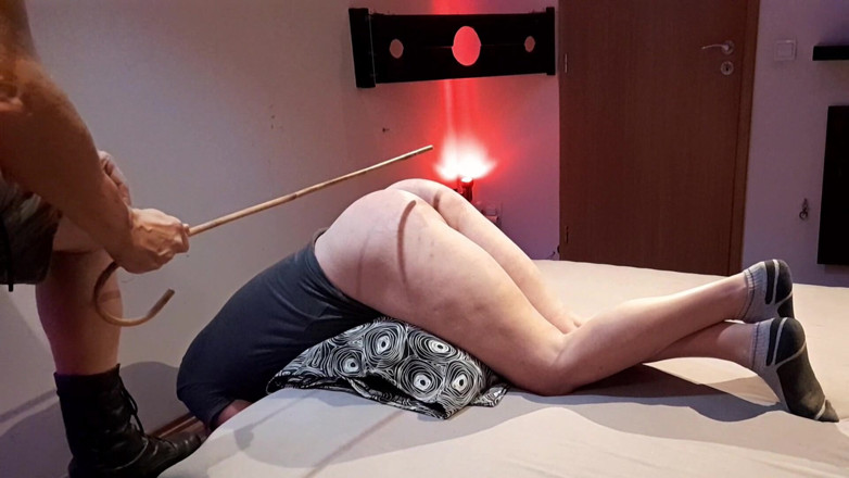 Master Drex: Sobre el borde de la cama