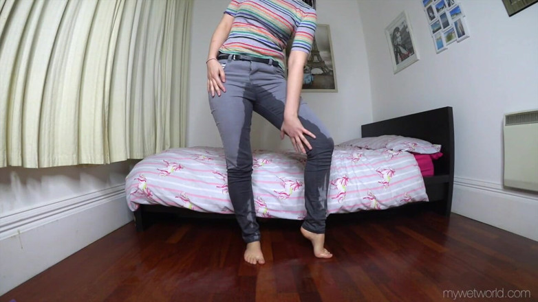 Faye Taylor: เฟย์ เทย์เลอร์ เงี่ยนกลั้นฉี่สุดๆ