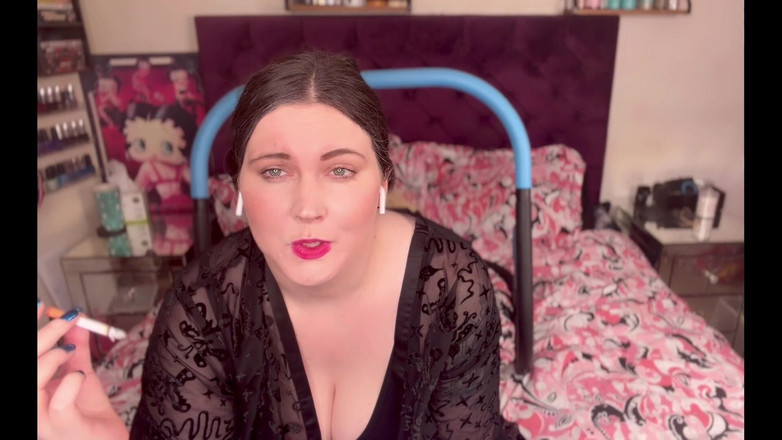 MissFFW: Miss Ffw tränar för att bli en "smal dålig slyna".