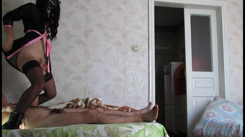 SexyAnka: 我让他干我，他射在我的阴户上