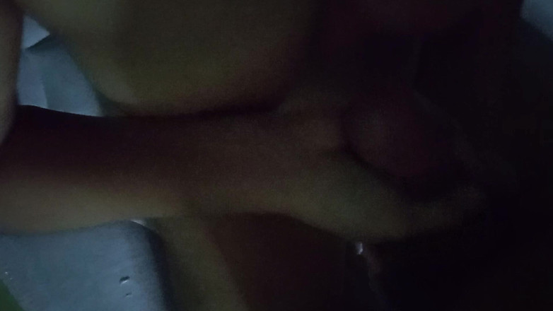 Lovely hairy pussy: Got Handjob e Boobjob de Tesão Massagista em The Dark