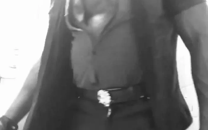 Black mature kinky muscle: Angry Leather Verbal Rant