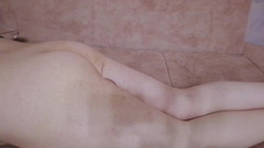 Kitty_Cross: 滑らかな肌と罪深い考え