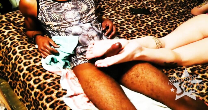 Savanna star: Savanna Star Worships BBC with Her Feet and Mouth