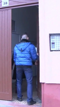 Brünette ehefrau anal von einem großen schwarzen schwanz geknallt