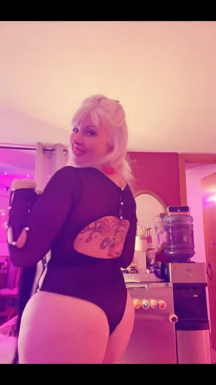 PaintedRose: Pojďme se obléknout a více punčocháčů Prosím