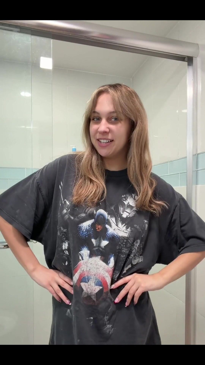 Tiffstreatsxoxo: Power Pee in the Toilet!! Had to Go Sooo Bad
