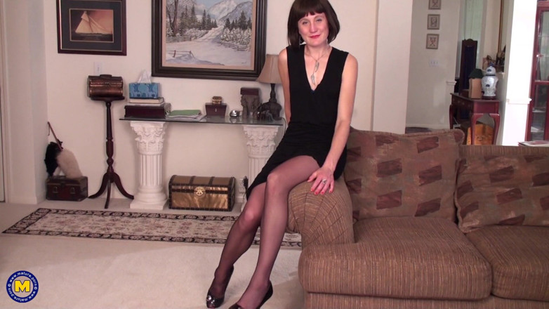 Mature Solo NL: Tante seksi amerika dengan tubuh langsing meredith johnson lagi asik...