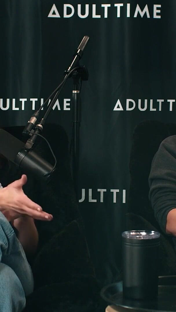 Adult Time Podcast: Alison Rey और Casey Calvert Body मायने रखती है, रंडी इरास, &amp; taylor Swift । The Adult Time...