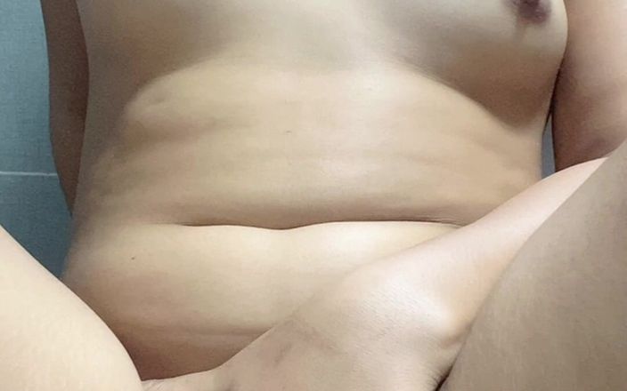 MissOfHoney: 毎日オナニーしなきゃ、気持ち良すぎてオーガズム、潮吹き、潮吹き
