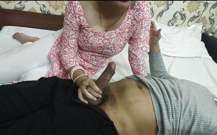 Horny couple 149: Индийская неверная жена трахается с другим мужчиной, но застукали! Секс на хинди