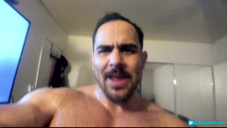 Benji Bastian: Oiled up Straight Bodybuilder Shows off Muscles and Huge Ass