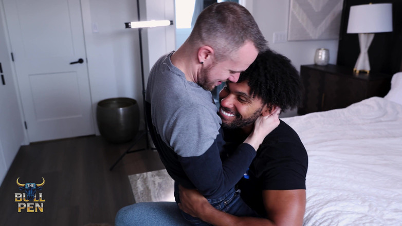 Tony Genius: Tony Fucks Ashford Nel Loro Airbnb