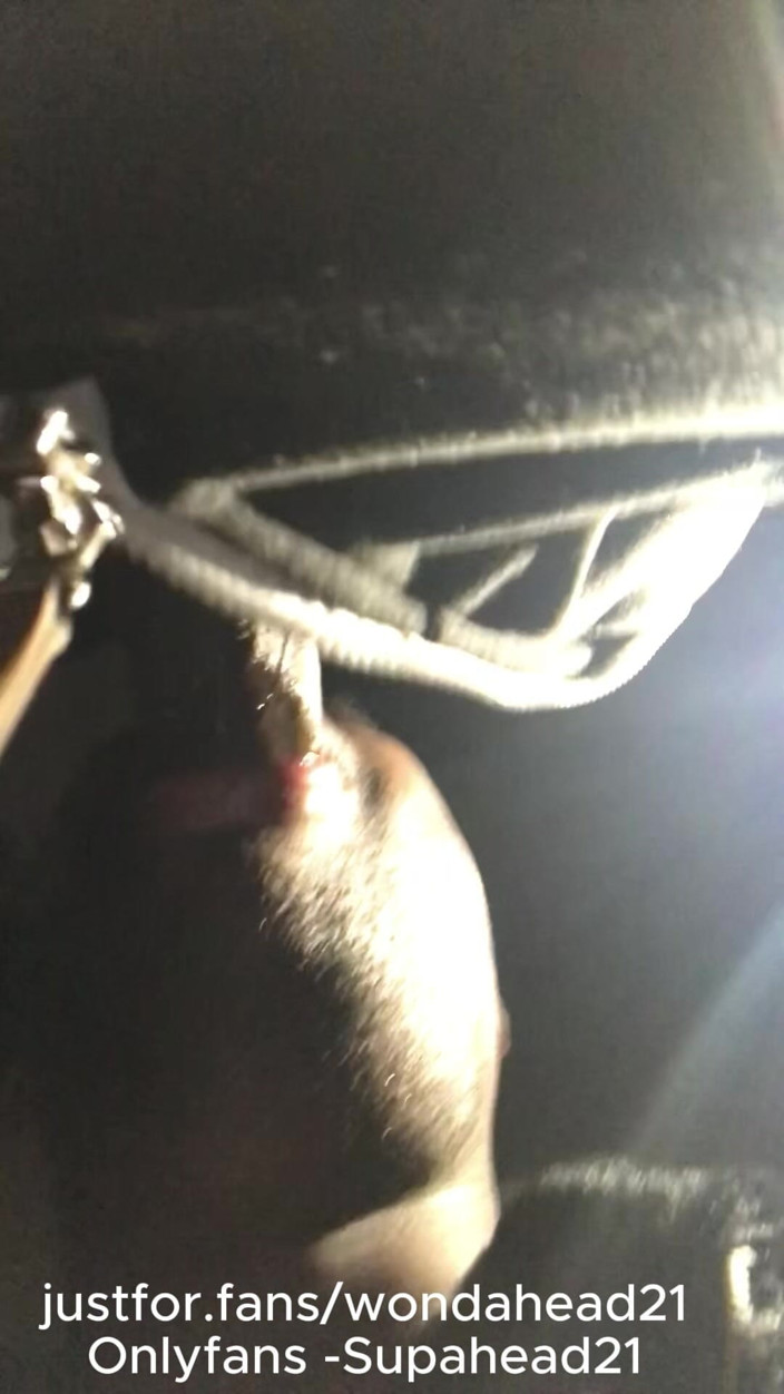 Wondahead21: Adoration de grosses bites noires la nuit : pipe publique risquée...