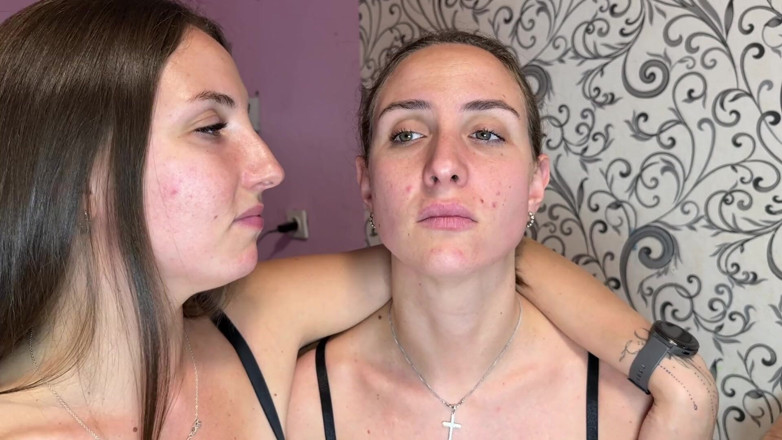 Hottie goddess: Jogo de palmada na bochecha vermelha