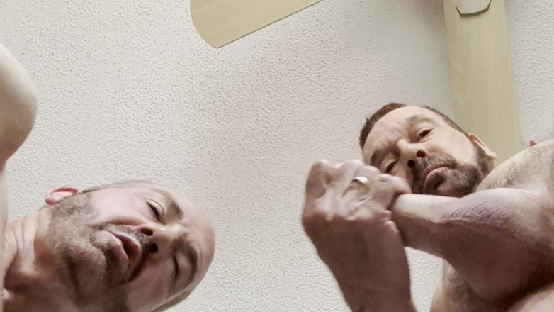 Tyler8: Kamarád šuká tátovu díru a saje tlustý tátovo péro!