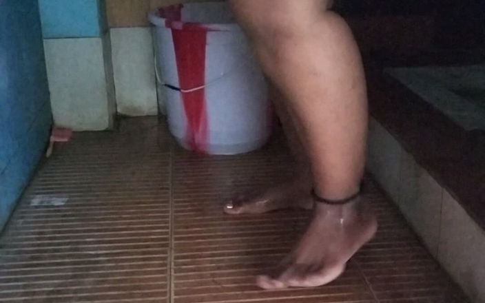 Benita sweety: テラスで雨の中でのホットセックス