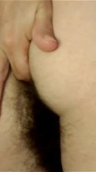 Finger hårig röv
