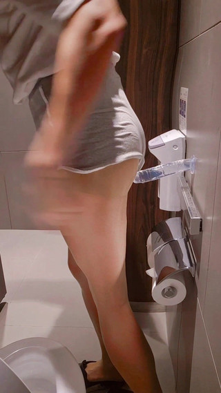 Harinni: Harin i Japan! Kåta Sissy i korta träningsbyxor Riskabelt anal...