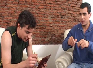 Boys in Disguise: Doppia sessione gay in lingerie