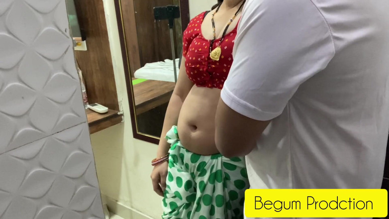 Rukshaar Begum: Bhabhi Fucks with Tailor in His Shop