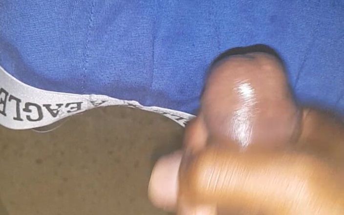 Black guy: Masturbando s6 e4