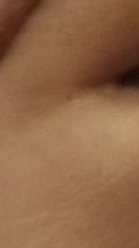 Büyük Klitorisli Komşuyla Çok Fazla Takılıp Geçiyorum