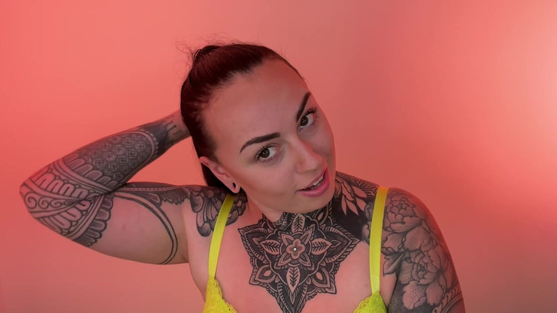 Miss Valentina: Toiletten-demütigung